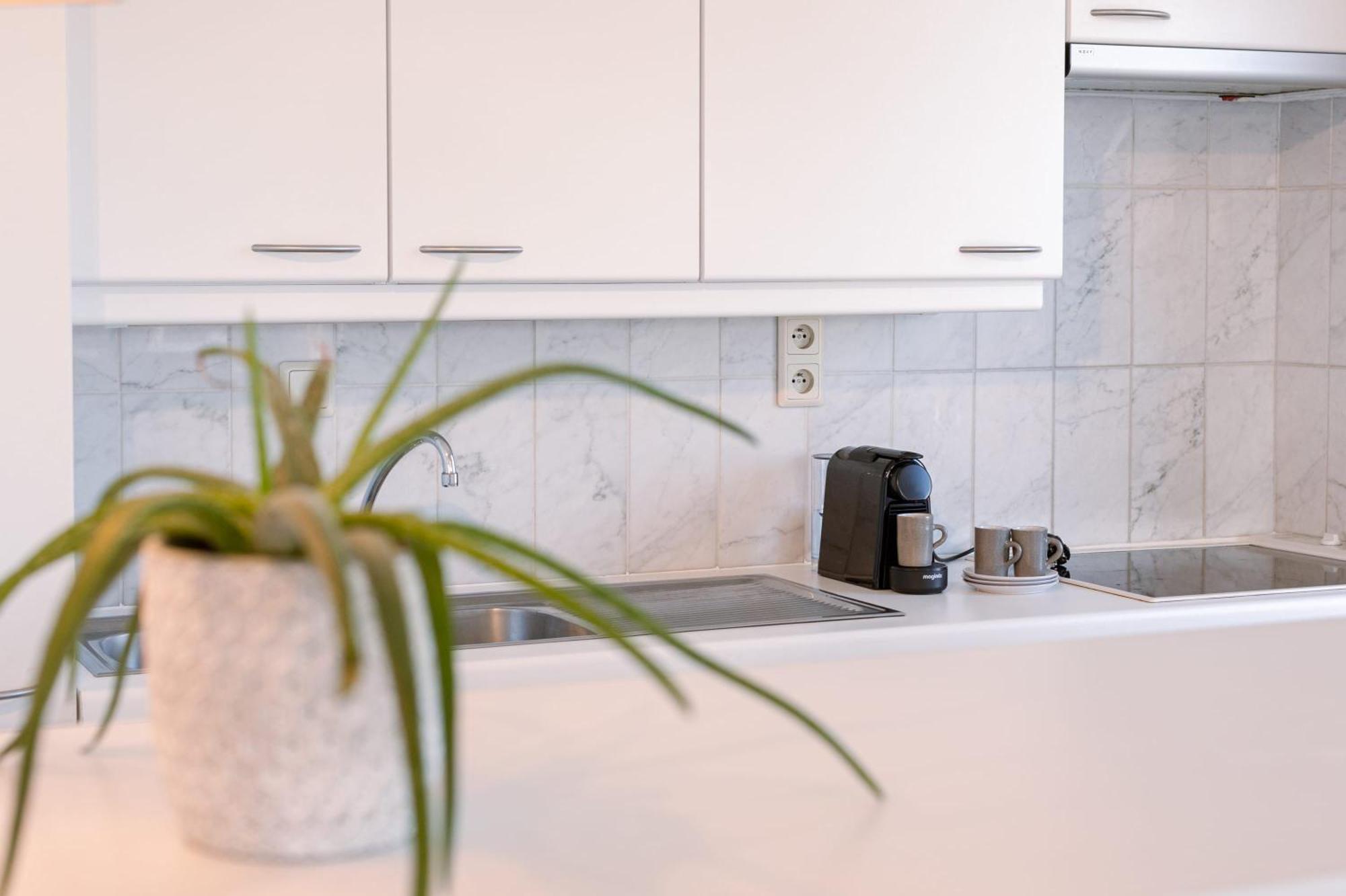 Huswell - Spacious & Modern Sea View Apartment With Garage ออสเทนด์ ภายนอก รูปภาพ